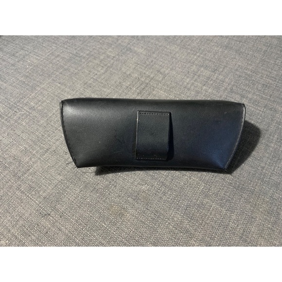 Vintage Raybans with Carrying Case - Picture 4 of 4